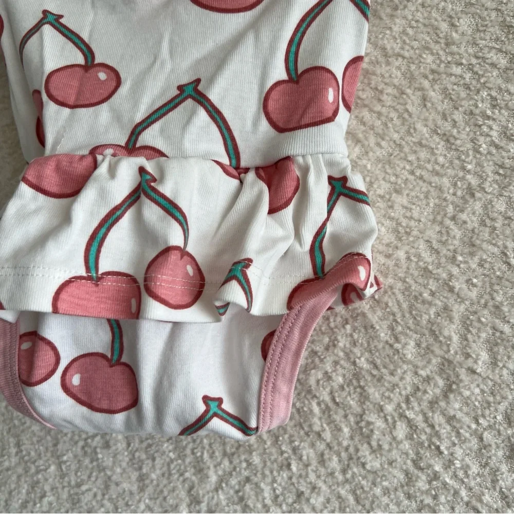 Monica + Andy Baby Girl Cherries Organic Cotton Bodysuit W Skirt Size 0-3 Months